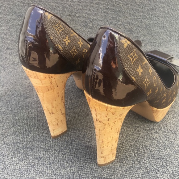 Authentic Louis Vuitton Platform logo Heels - Picture 2 of 4